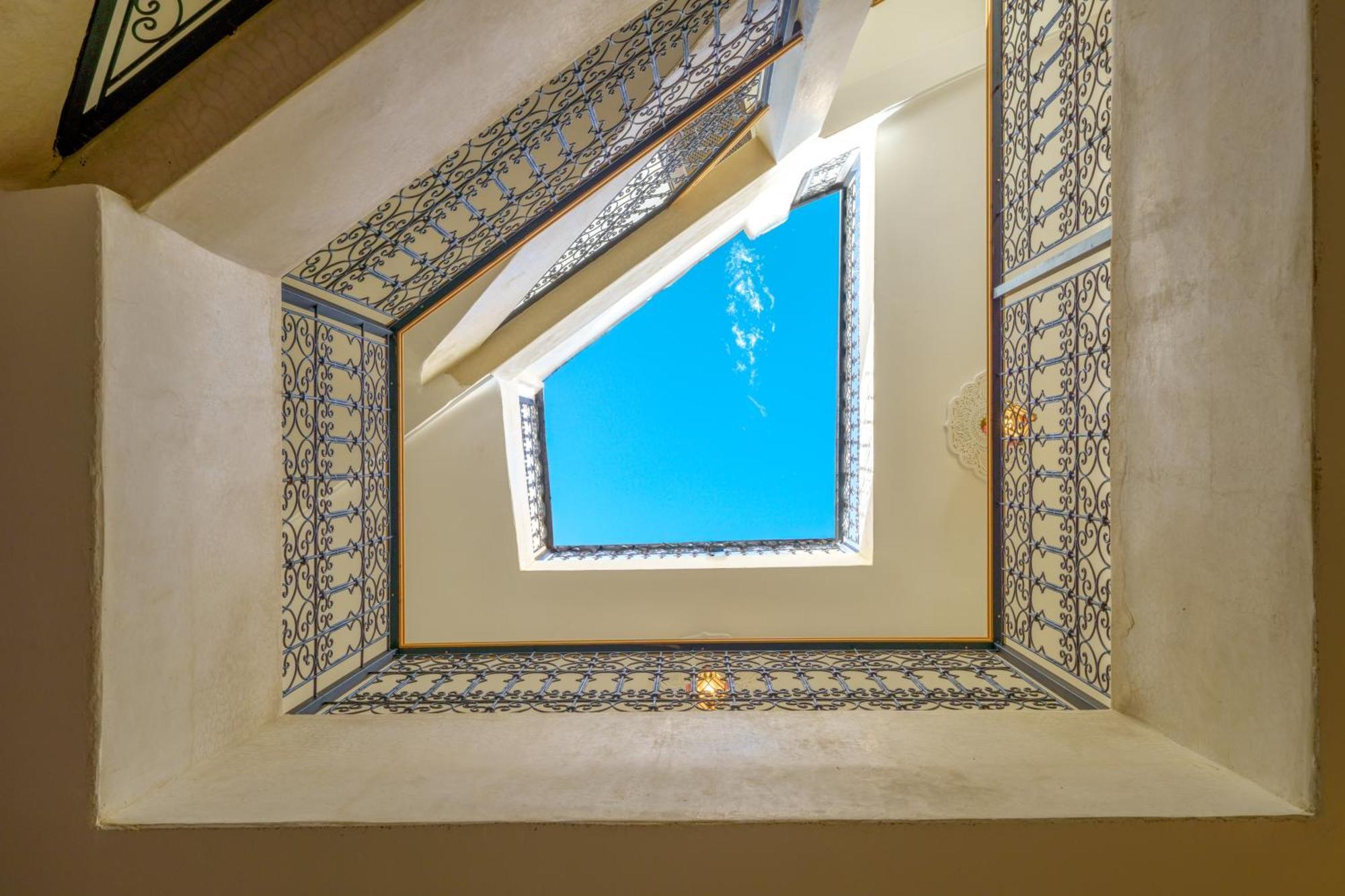 Riad 4 Chambres - Piscine & Petit Dejeuner Gratuit - Wifi Fibre Optique Marrakesh Exterior photo