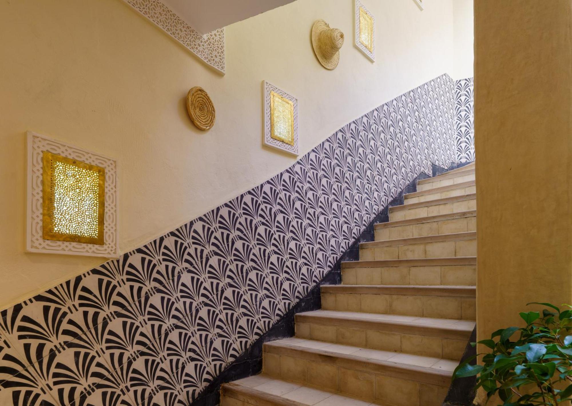 Riad 4 Chambres - Piscine & Petit Dejeuner Gratuit - Wifi Fibre Optique Marrakesh Exterior photo